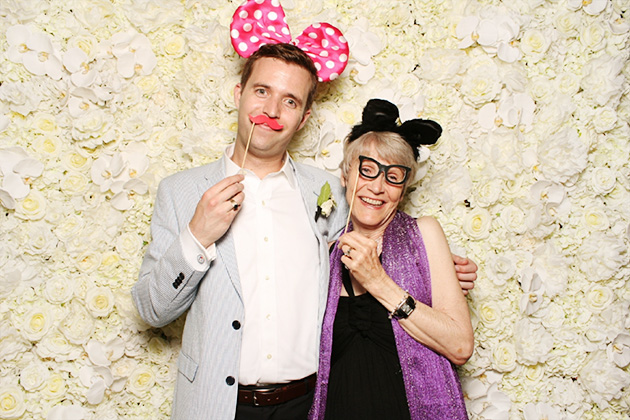 Photobooths - A hot trend for wedding receptions