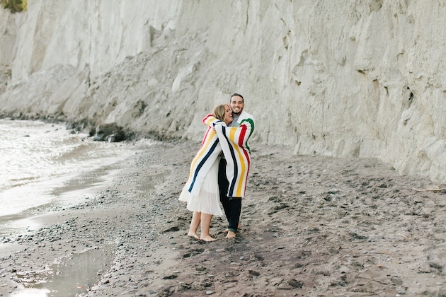 A couple at the Scarborough Bluffs for an engagement session