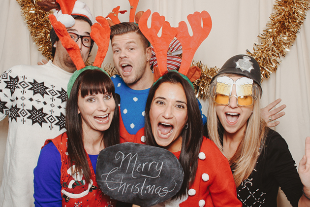 Top 3 Reasons To Rent a Christmas Photo Booth For Your Party