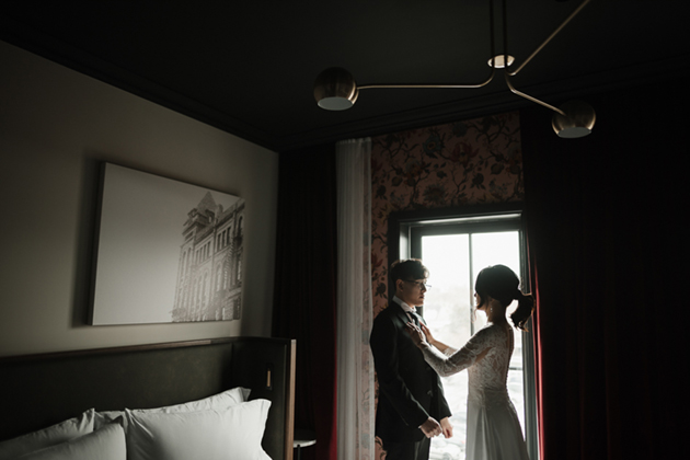 Romantic Broadview Hotel wedding in Toronto