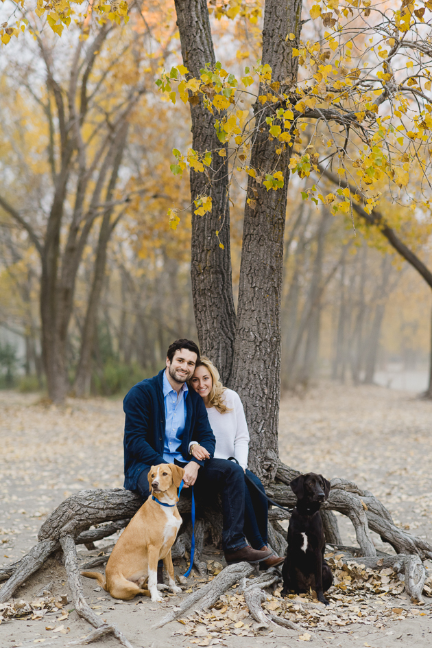 Engagement photos with dogs are the cutest!
