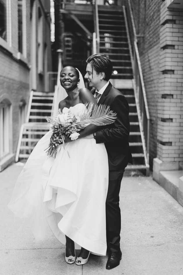 Bride and groom wedding photos by Mango Studios