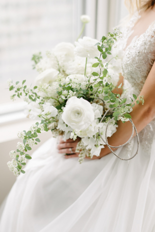 White flowers bridal bouquet 